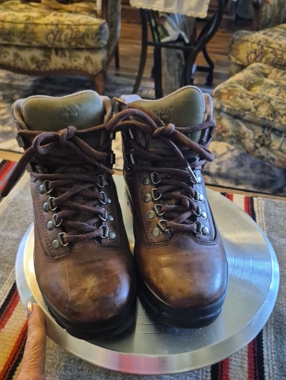 Timberland's Euro Hiker boots. Metal Hardware. Womens Sz.8M. brown Leather (#) - Picture 2 of 13